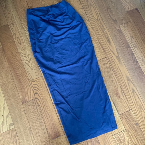 Maxi Skirt - Picture 1 of 4